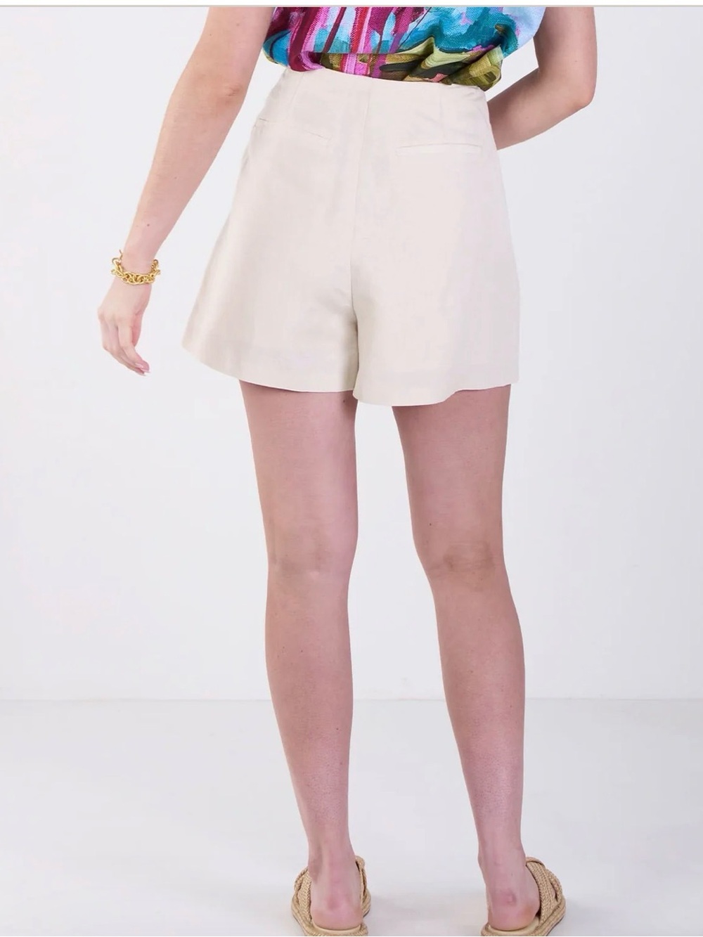 High-Waist Cream Button-Detail Women’s Shorts - Picture 3 of 7